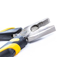 Плоскогубцы комбинированные Profi Cr-V 160 мм. Pobedit 2585616