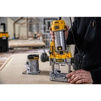 Фрезер DEWALT D26204K 900Вт
