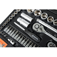 Набор инструментов АВТО, 1/2" , 1/4" , CrV, в кейсе 82 предм Вихрь 73/6/7/6