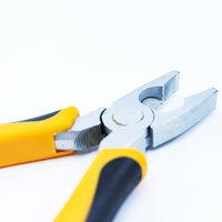 Плоскогубцы комбинированные Expert Cr-V 180 мм. Pobedit 2585518