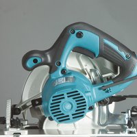 Дисковая пила Makita HS6601