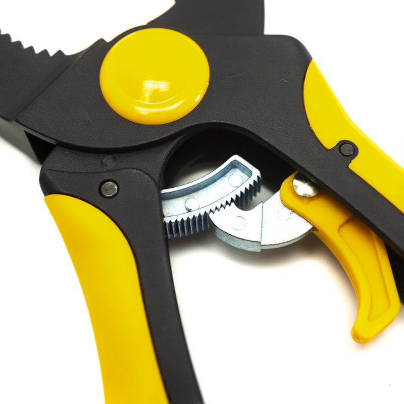 Зажим пластиковый, храп. механизм фиксации, 225 мм Pobedit 2548822