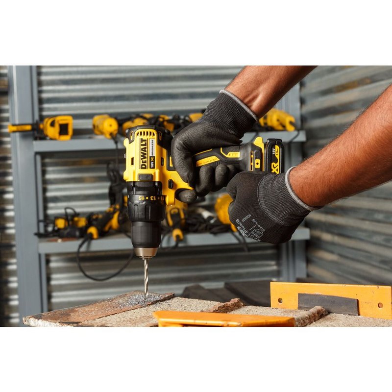 Аккумуляторная безударная бесщеточная дрель-шуруповерт DEWALT DCD777D2T 18 В XR DCD777D2T-QW