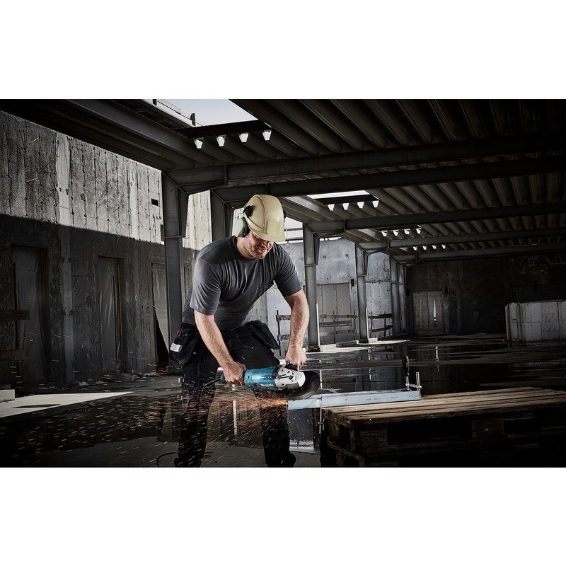 Болгарка (УШМ) Makita GA 9020 SF