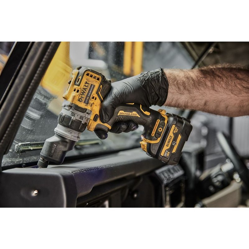 Дрель-шуруповерт DEWALT DCD703L2T 12В XR с набором из 4-х насадок DCD703L2T-QW