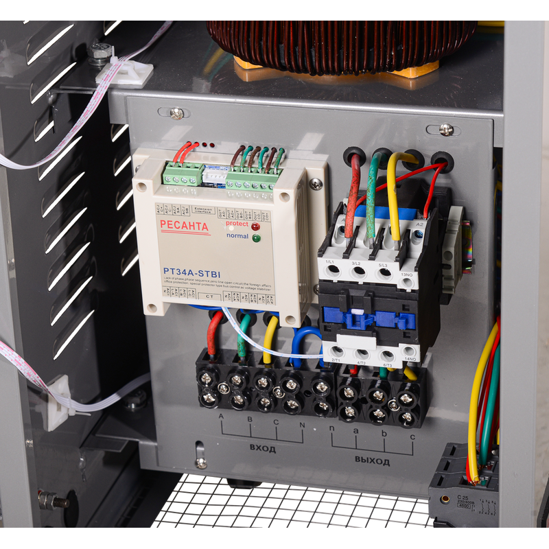 Стабилизатор напряжения РЕСАНТА АСН-15000/3-Ц 63/4/17