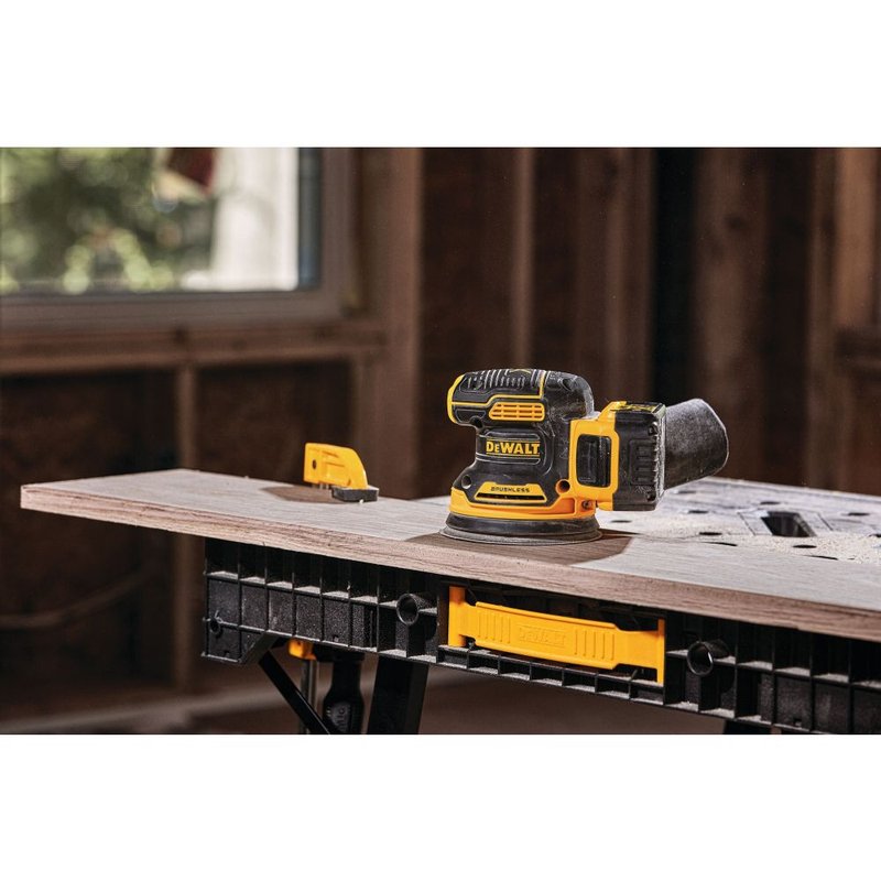 Аккумуляторная эксцентриковая орбитальная шлифмашина DEWALT DCW210N DCW210N-XJ