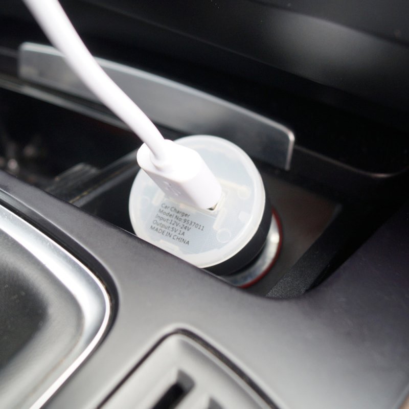 Автомобильный USB-адаптер 1USB 1000мА, чёрный Jilion 9537011