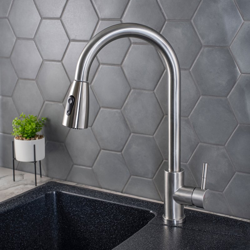 Смеситель для кухни РМС SUS124-017F-2 с вытяжным изливом Нержавеющая сталь