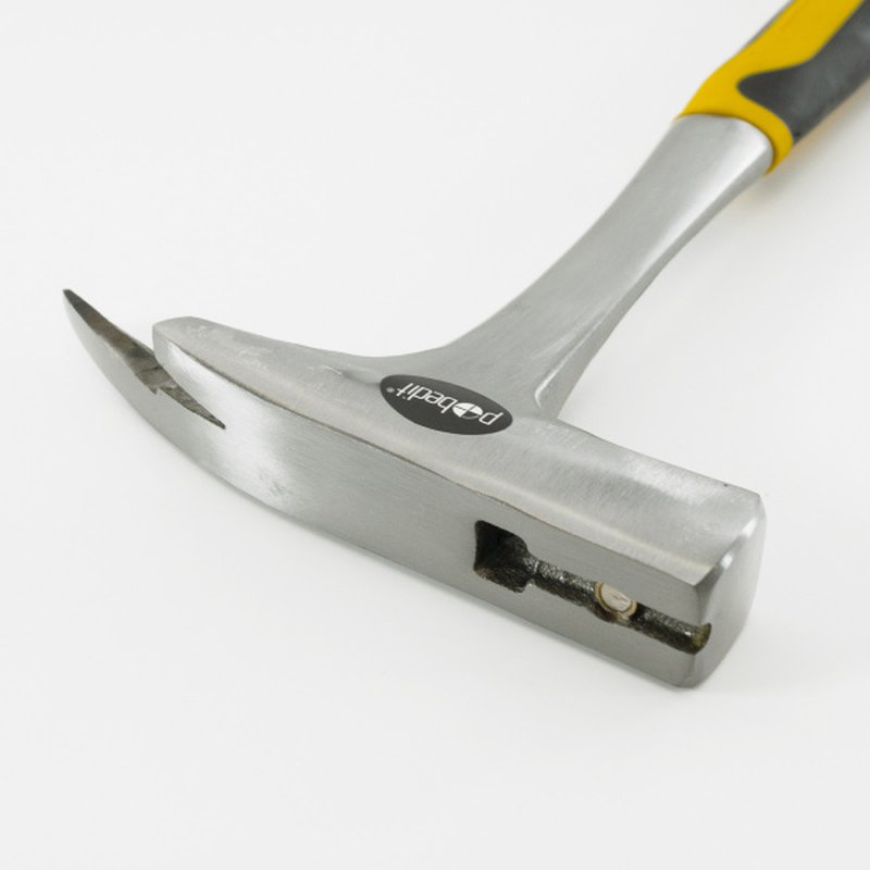 Молоток кровельщика цельнометаллический 600 г с магнитом, Pobedit Pobedit 2534167